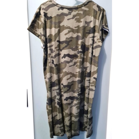 DOTTI Camo T-Shirt Dress | Size L - Picture 2 of 3